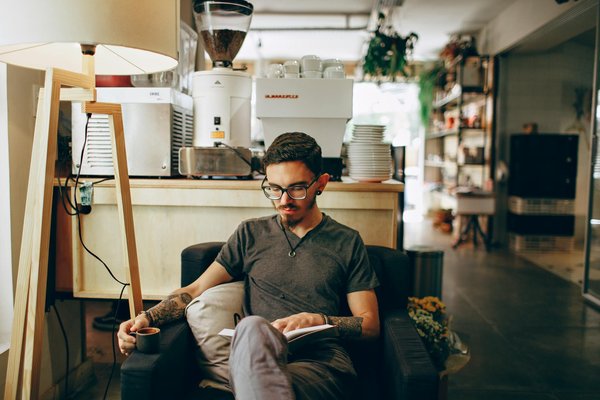 Uncover exciting mystery box wine experiences today