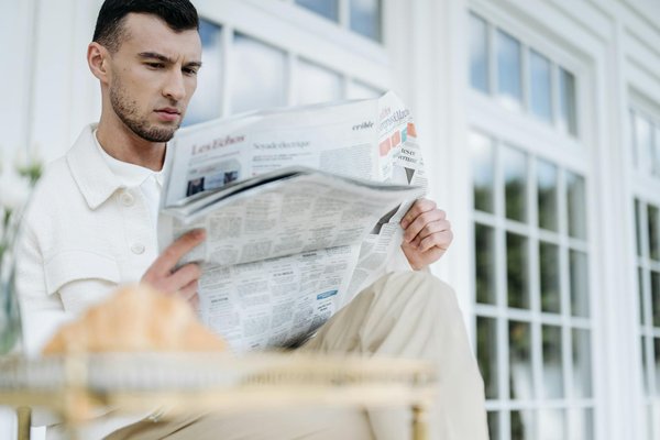 What are the best ways to conduct customer feedback surveys in the UK market?